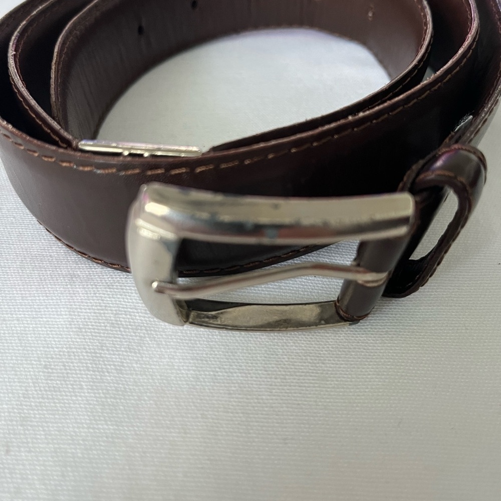 Yves Saint Laurent Brown Leather Men's Belt with Silver Hardware - Picture 4 of 7